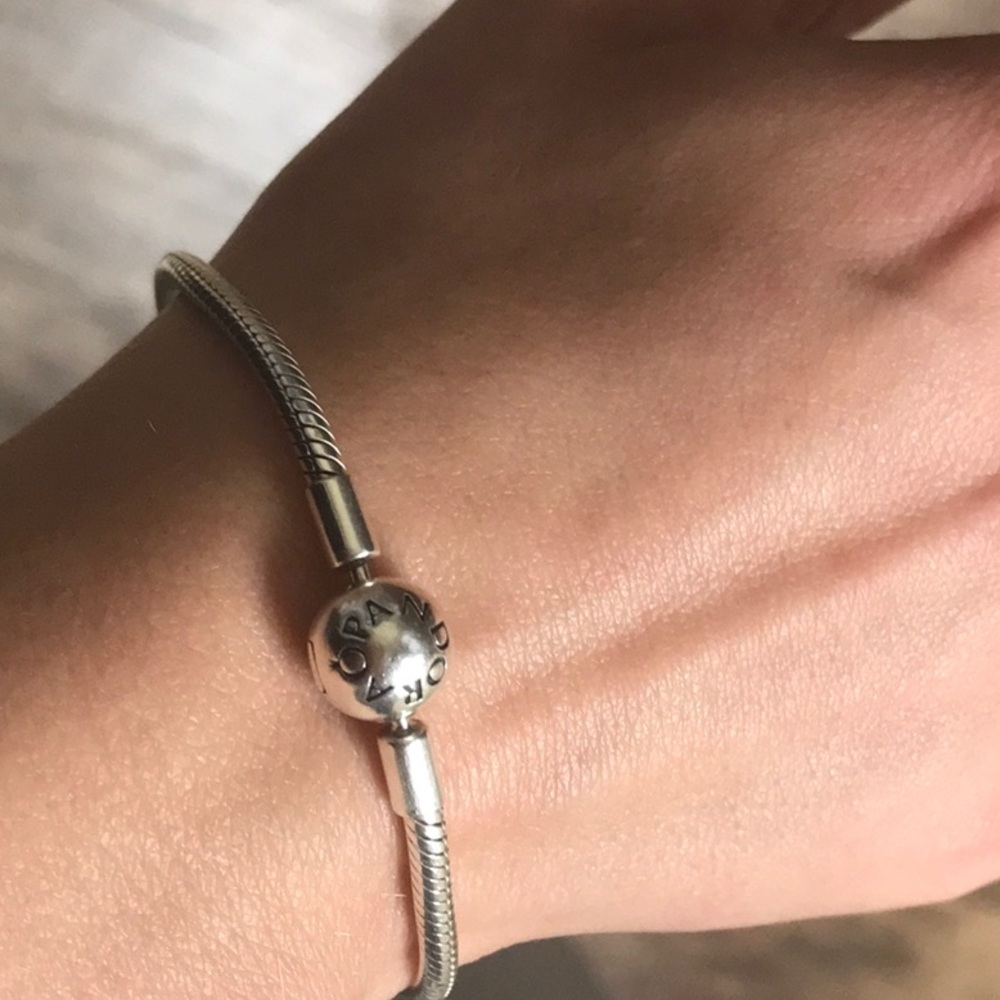 Authentic Pandora Bracelet Round Clasp
